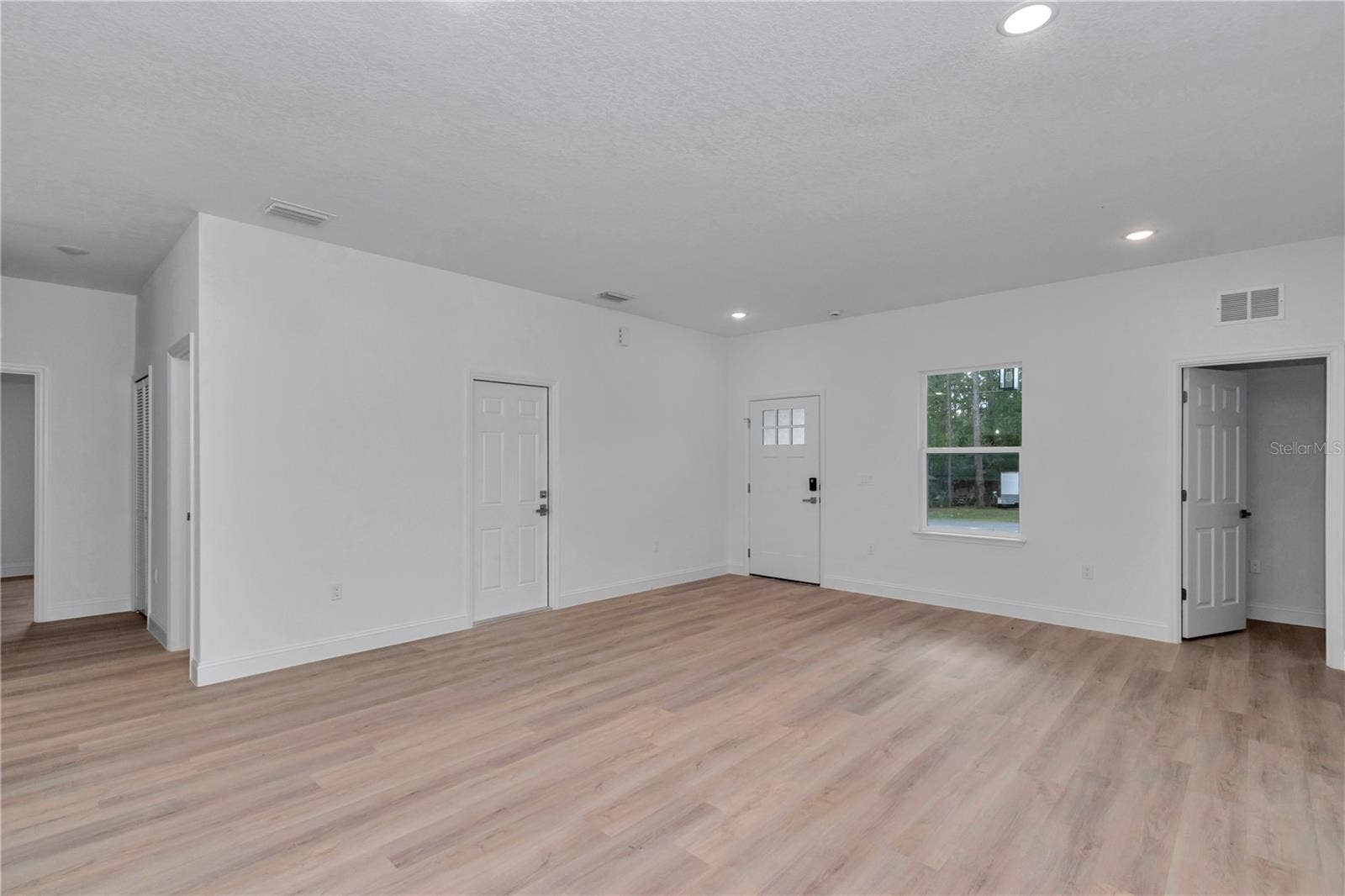 1263 W FAN DRIVE, Citrus Springs, FL 34434 1263 W FAN DRIVE, Citrus Springs, FL 34434
