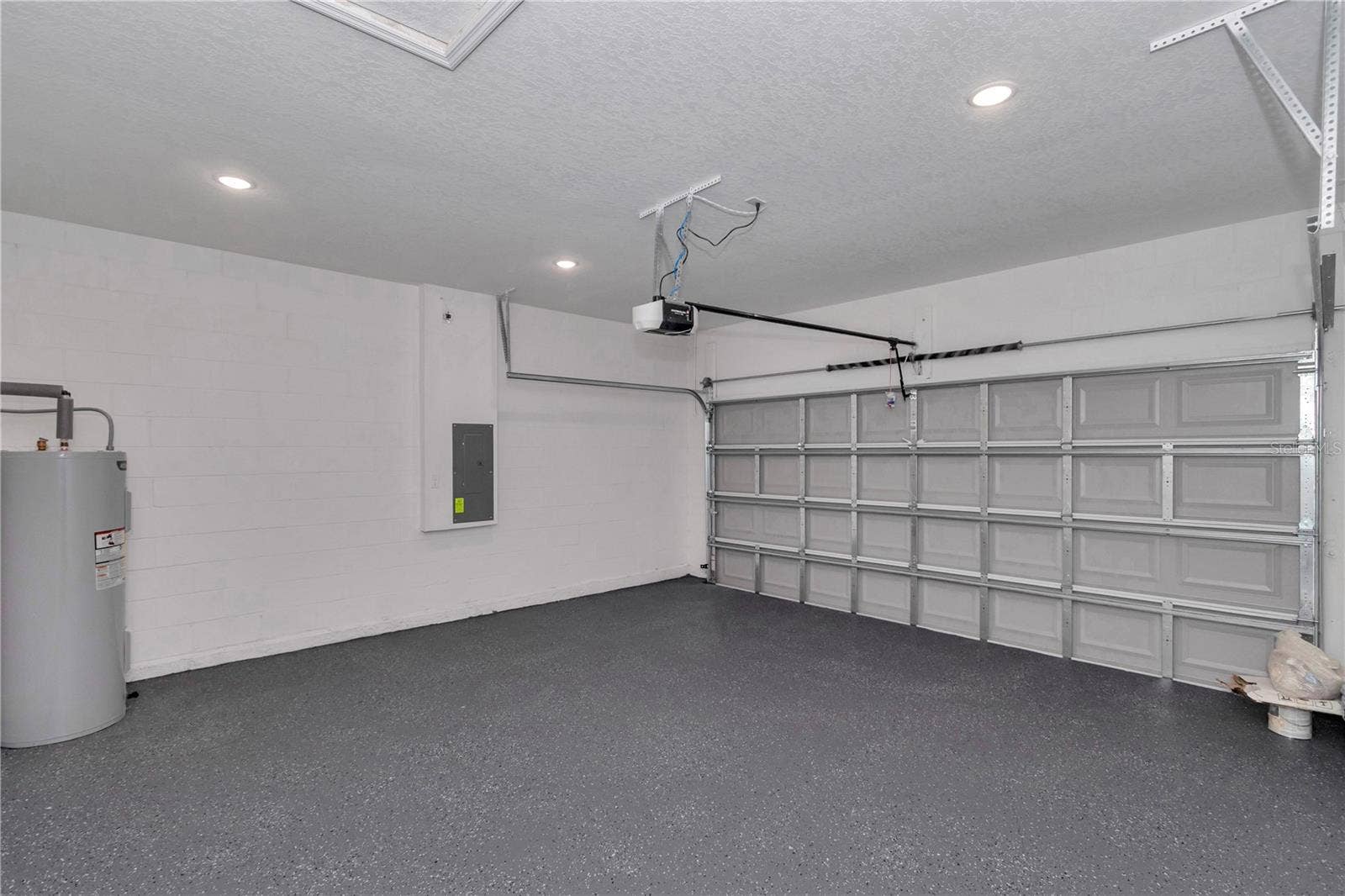 1263 W FAN DRIVE, Citrus Springs, FL 34434 1263 W FAN DRIVE, Citrus Springs, FL 34434