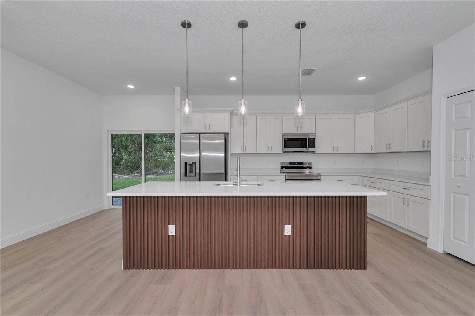 1263 W FAN DRIVE, Citrus Springs, FL 34434 1263 W FAN DRIVE, Citrus Springs, FL 34434