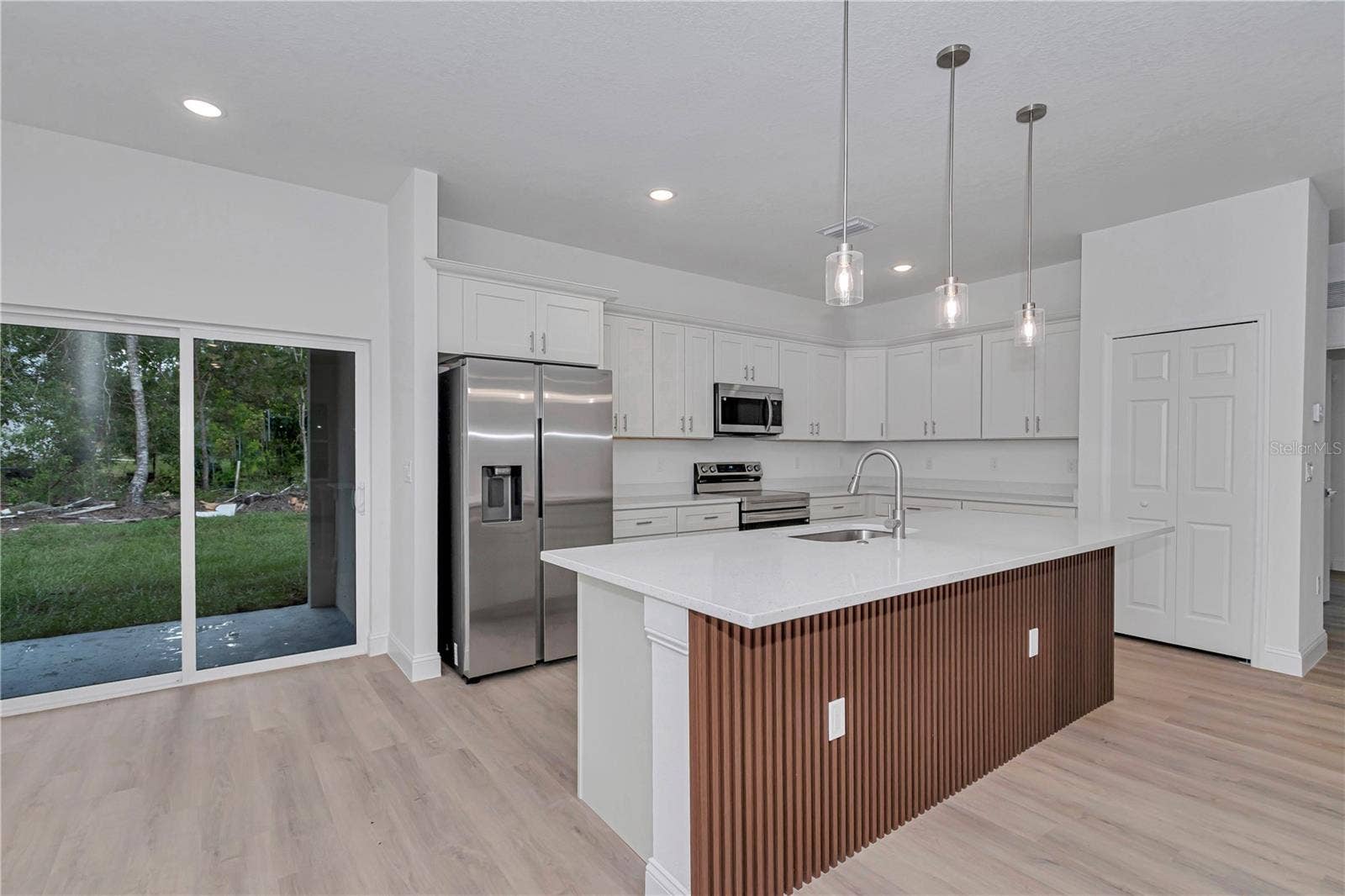 1263 W FAN DRIVE, Citrus Springs, FL 34434 1263 W FAN DRIVE, Citrus Springs, FL 34434