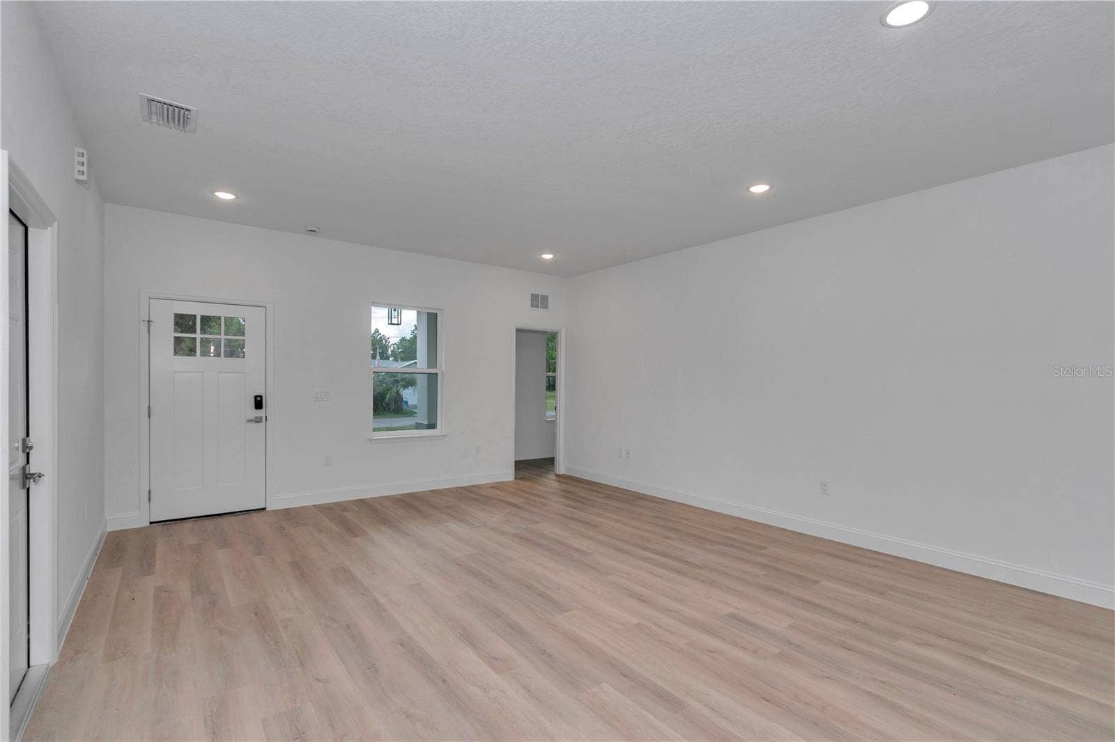1263 W FAN DRIVE, Citrus Springs, FL 34434 1263 W FAN DRIVE, Citrus Springs, FL 34434
