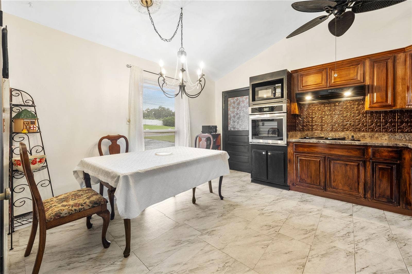 1829 SE 6TH AVENUE, Ocala, FL 34471 1829 SE 6TH AVENUE, Ocala, FL 34471