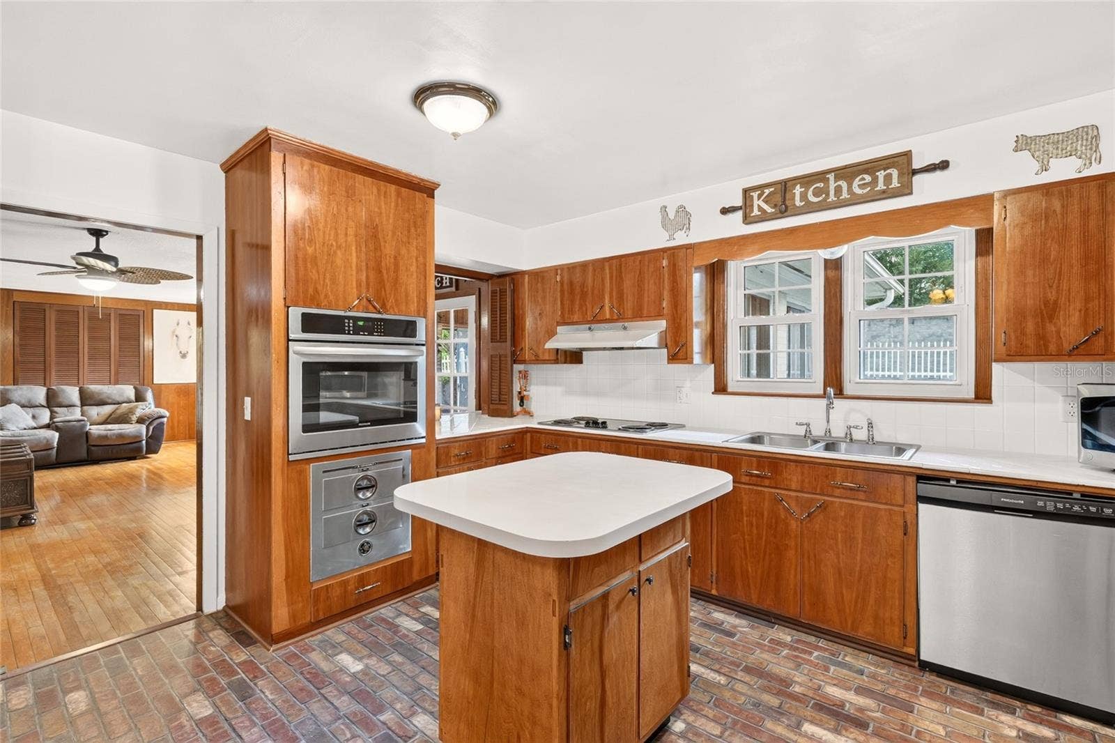 6994 NW HIGHWAY 320, Micanopy, FL 32667