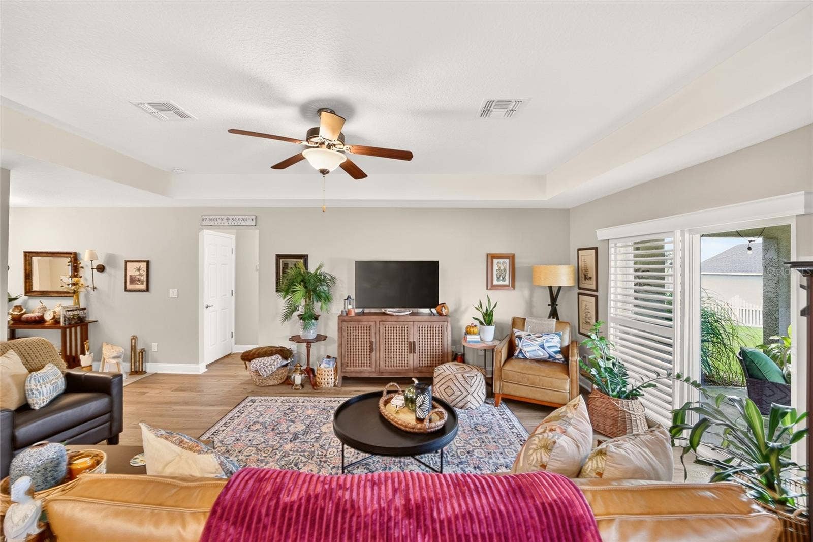 3464 N VONNEGUT POINT, Beverly Hills, FL 34465 Living Room
