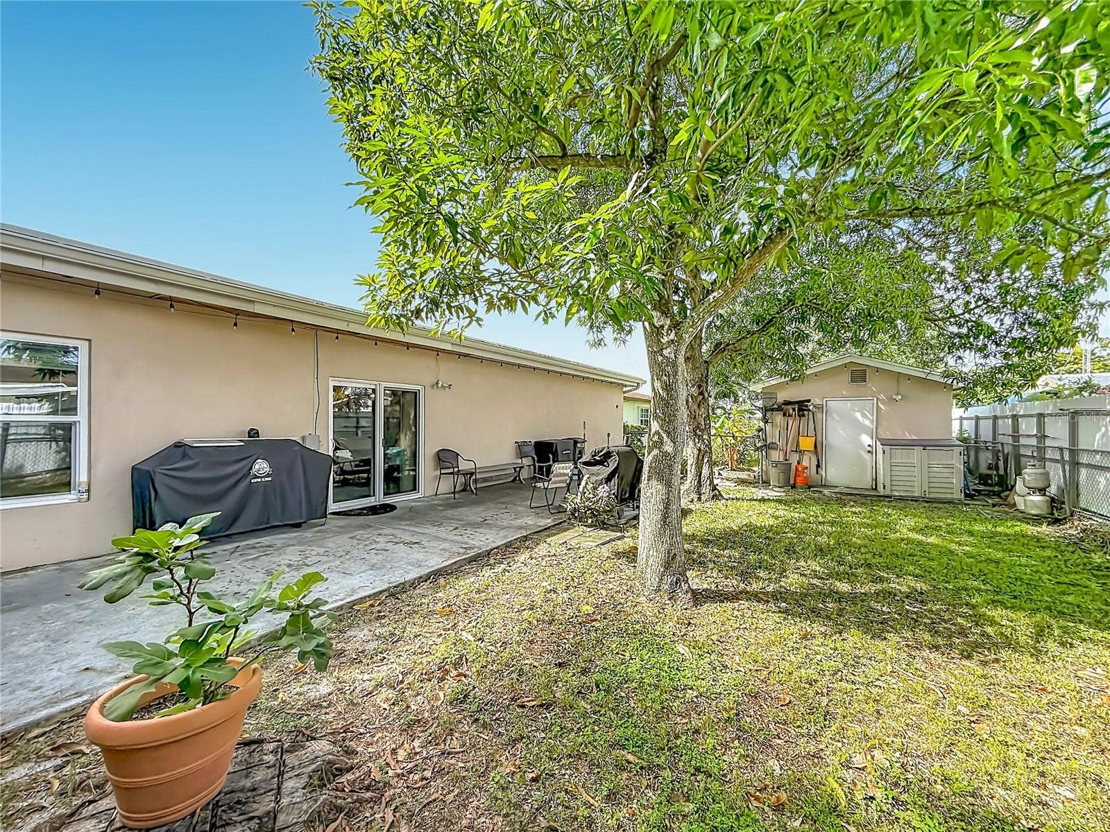 19731 NW 33RD AVENUE, Miami Gardens, FL 33056