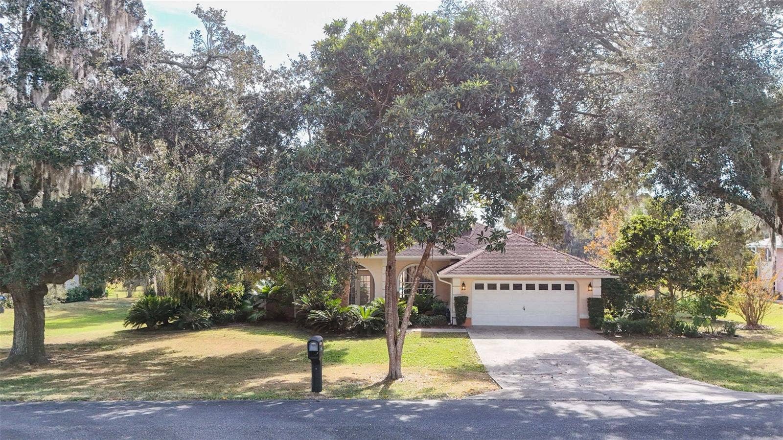 1125 N SABAL PALM WAY, Inverness, FL 34453 1125 N SABAL PALM WAY, Inverness, FL 34453