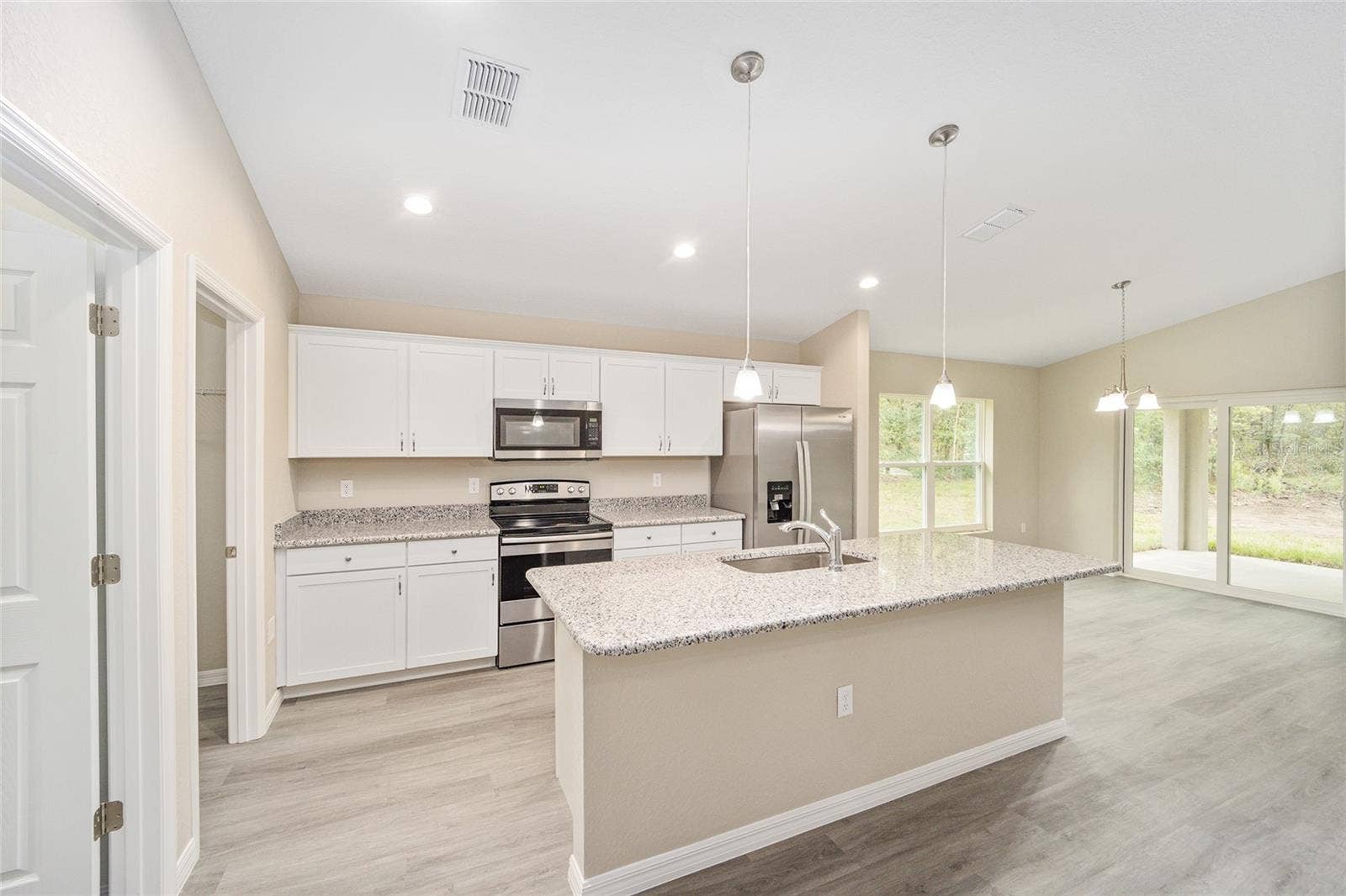 19447 SW 98TH PLACE ROAD, Dunnellon, FL 34432 19447 SW 98TH PLACE ROAD, Dunnellon, FL 34432