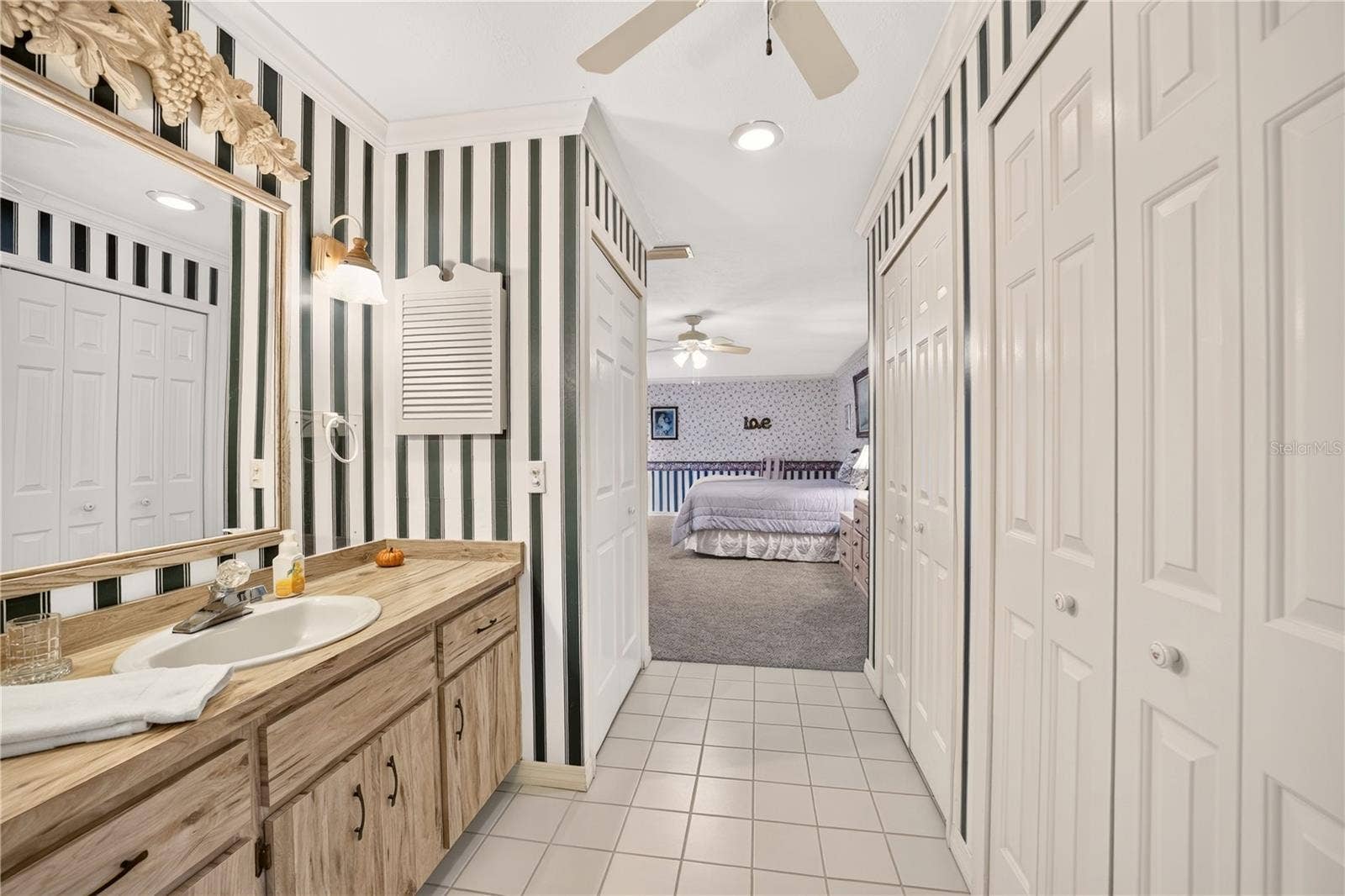 1708 NE 38TH AVENUE, Ocala, FL 34470 1708 NE 38TH AVENUE, Ocala, FL 34470