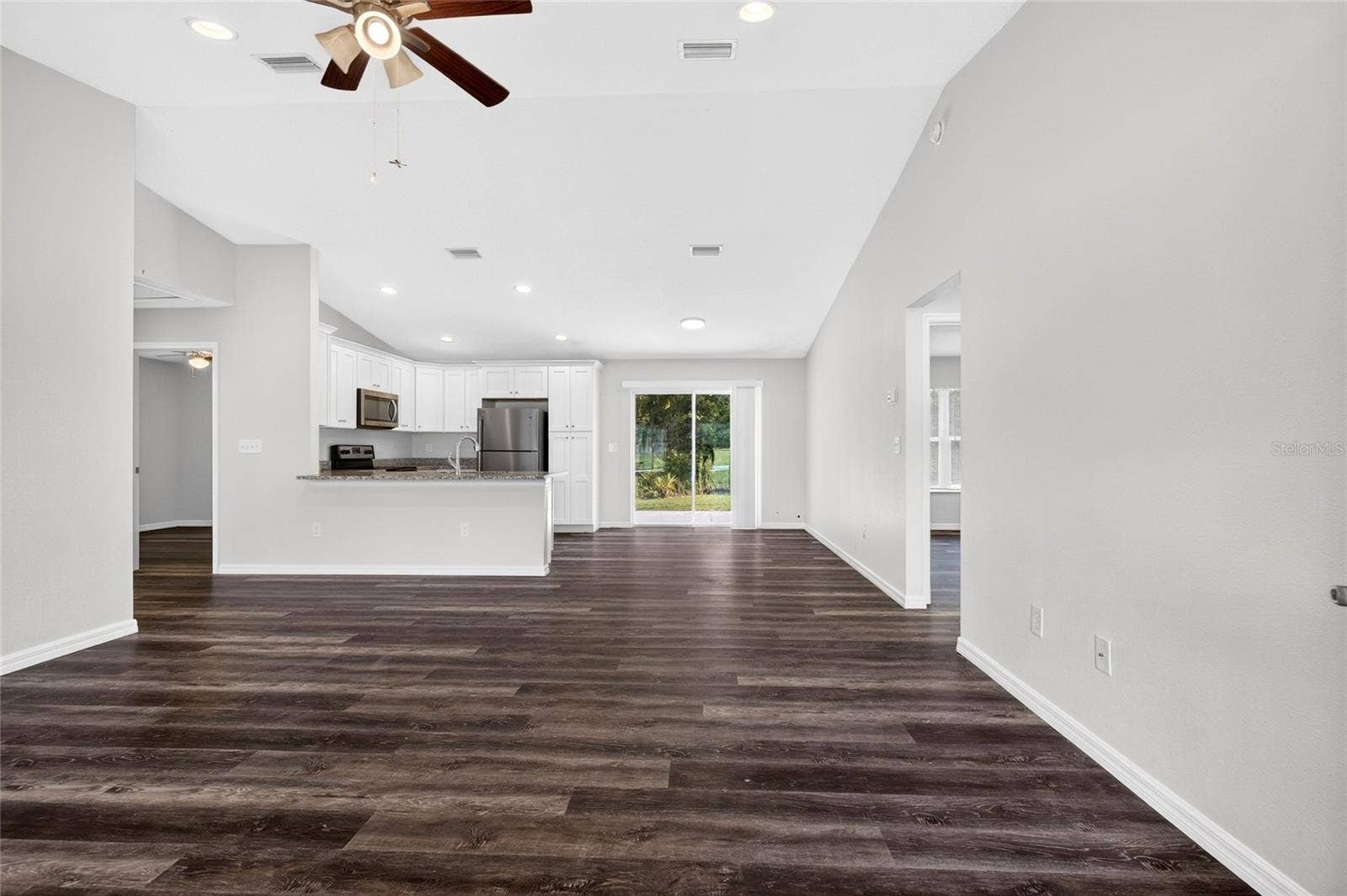 296 OAK LANE TRACK, Ocala, FL 34472 296 OAK LANE TRACK, Ocala, FL 34472