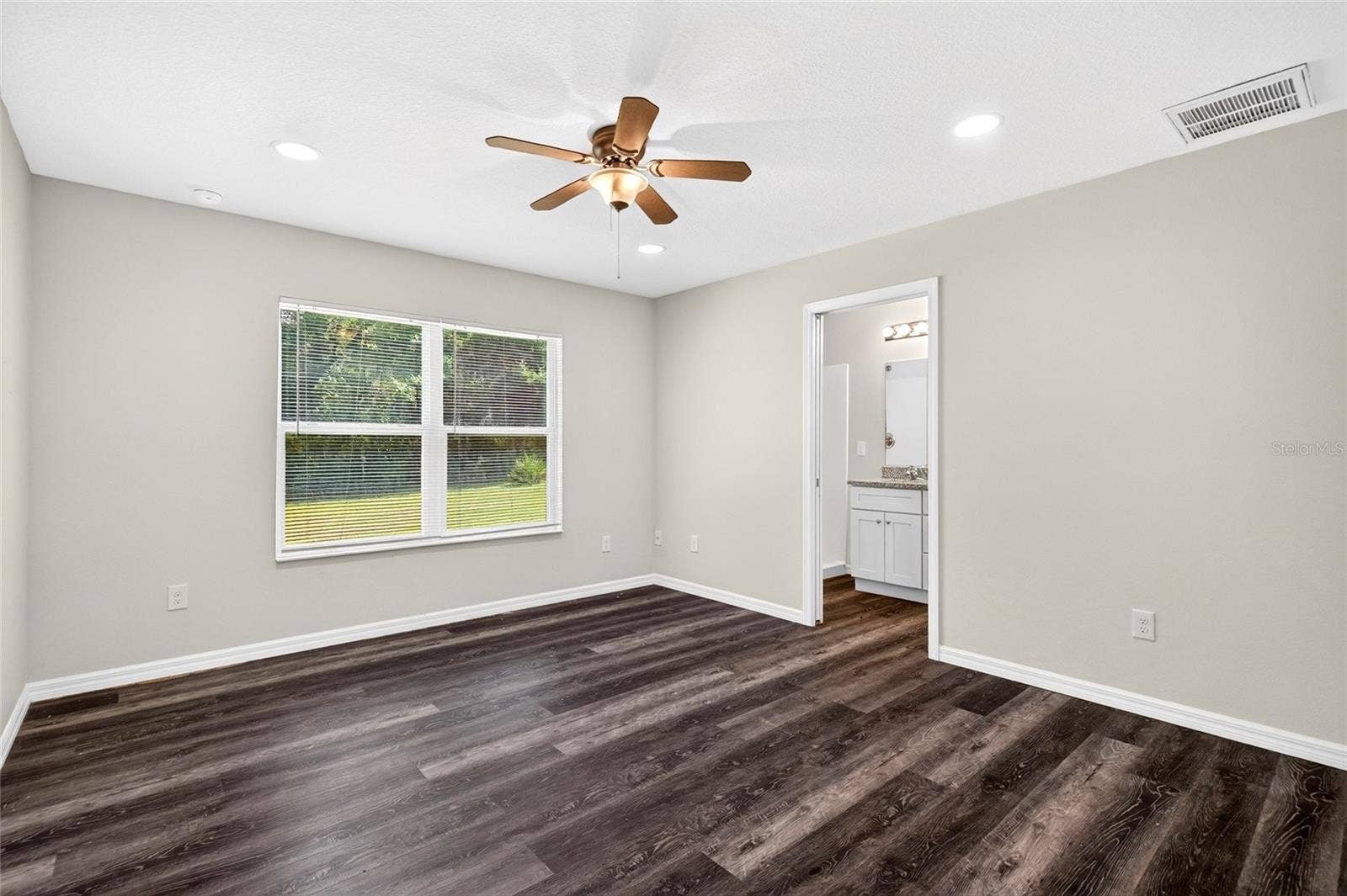 296 OAK LANE TRACK, Ocala, FL 34472 296 OAK LANE TRACK, Ocala, FL 34472