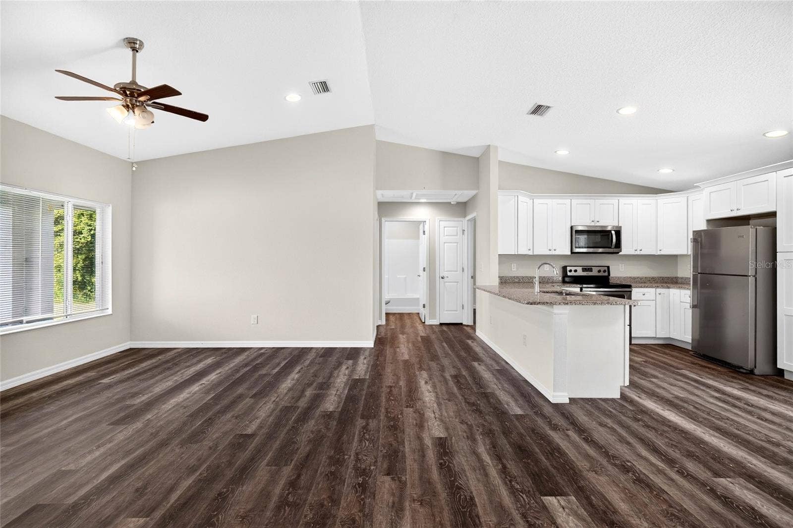 296 OAK LANE TRACK, Ocala, FL 34472 296 OAK LANE TRACK, Ocala, FL 34472