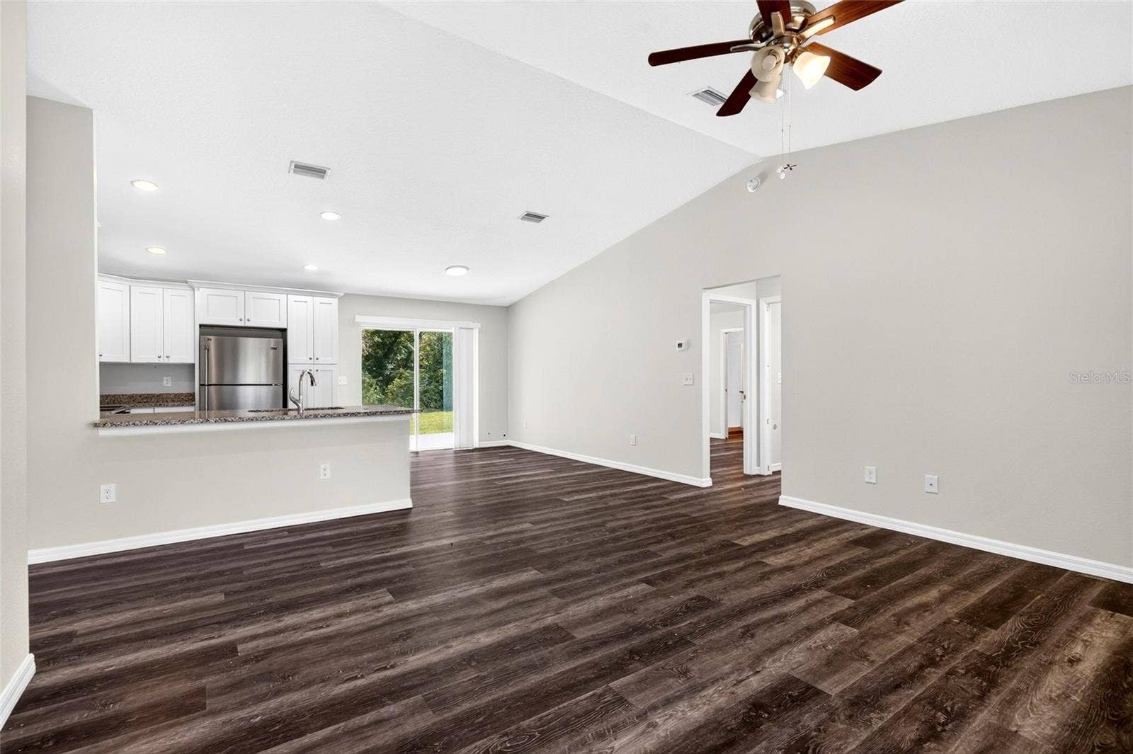 296 OAK LANE TRACK, Ocala, FL 34472 296 OAK LANE TRACK, Ocala, FL 34472
