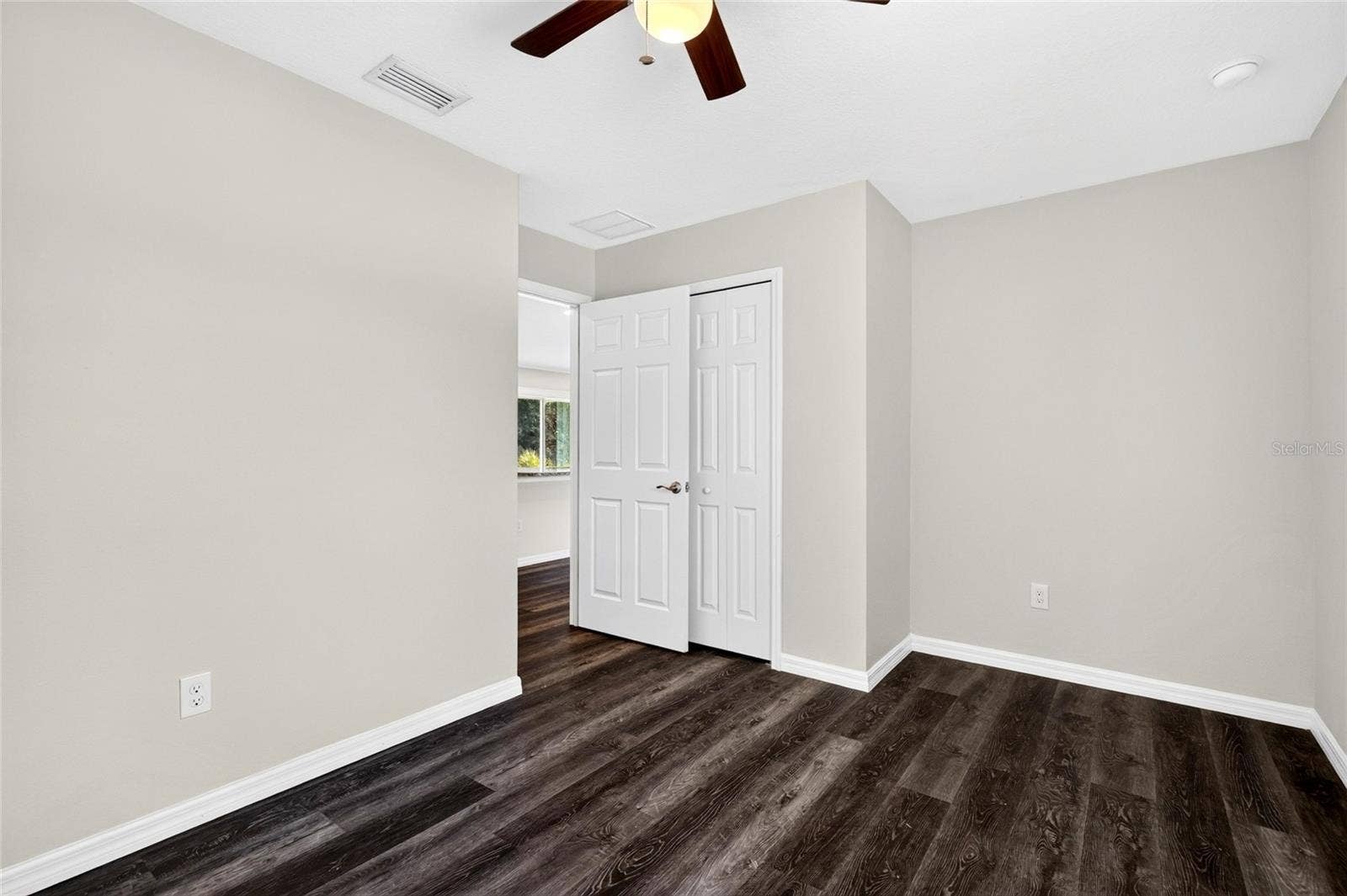 296 OAK LANE TRACK, Ocala, FL 34472 296 OAK LANE TRACK, Ocala, FL 34472