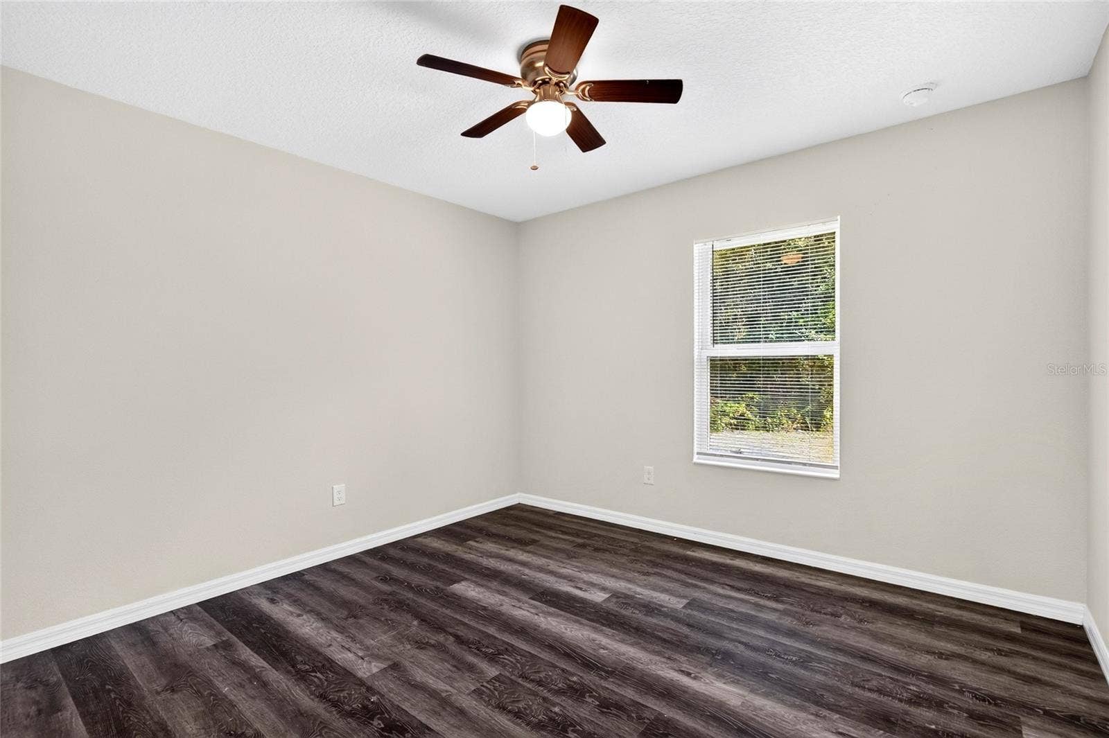 296 OAK LANE TRACK, Ocala, FL 34472 296 OAK LANE TRACK, Ocala, FL 34472