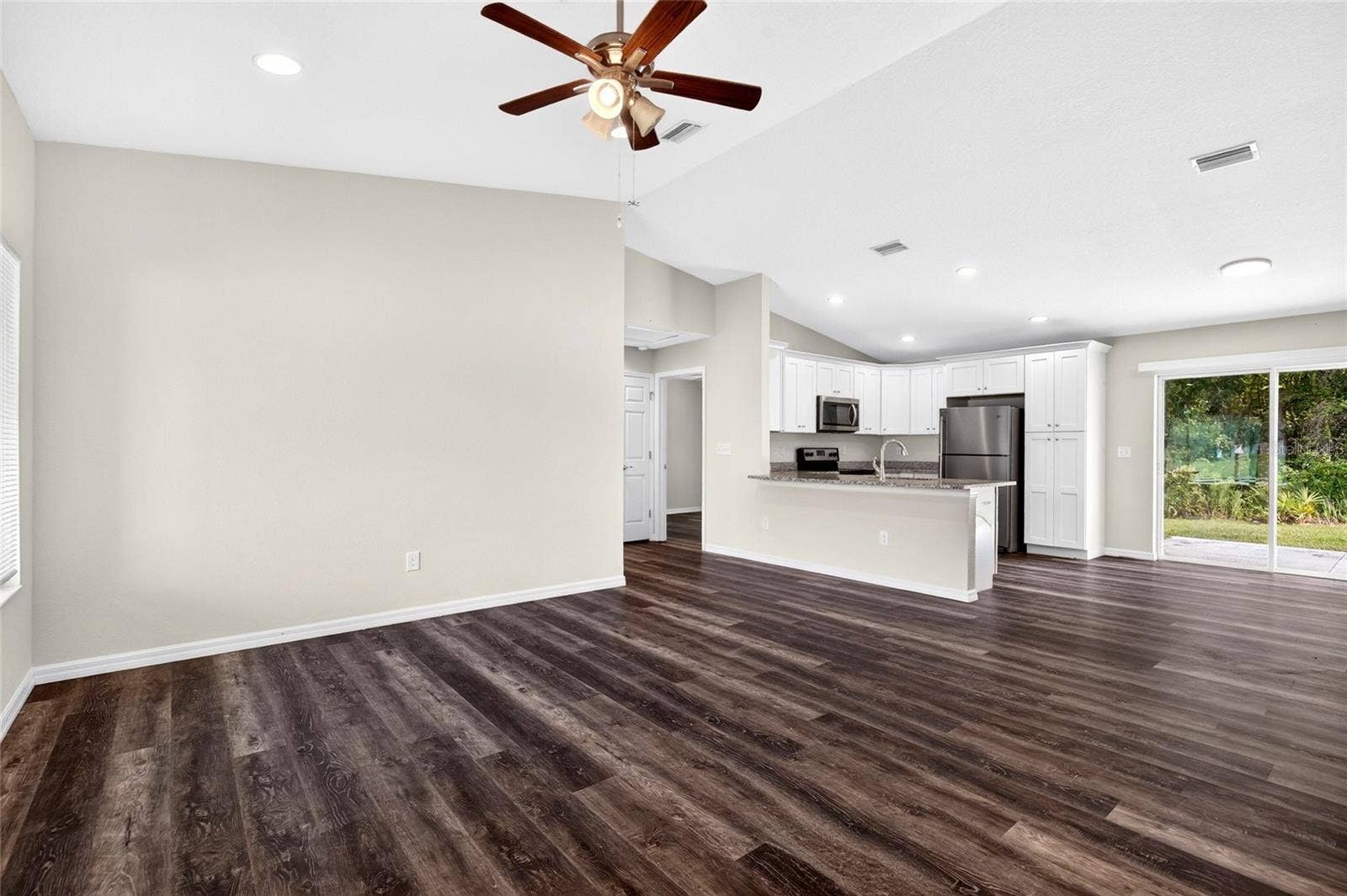 296 OAK LANE TRACK, Ocala, FL 34472 296 OAK LANE TRACK, Ocala, FL 34472