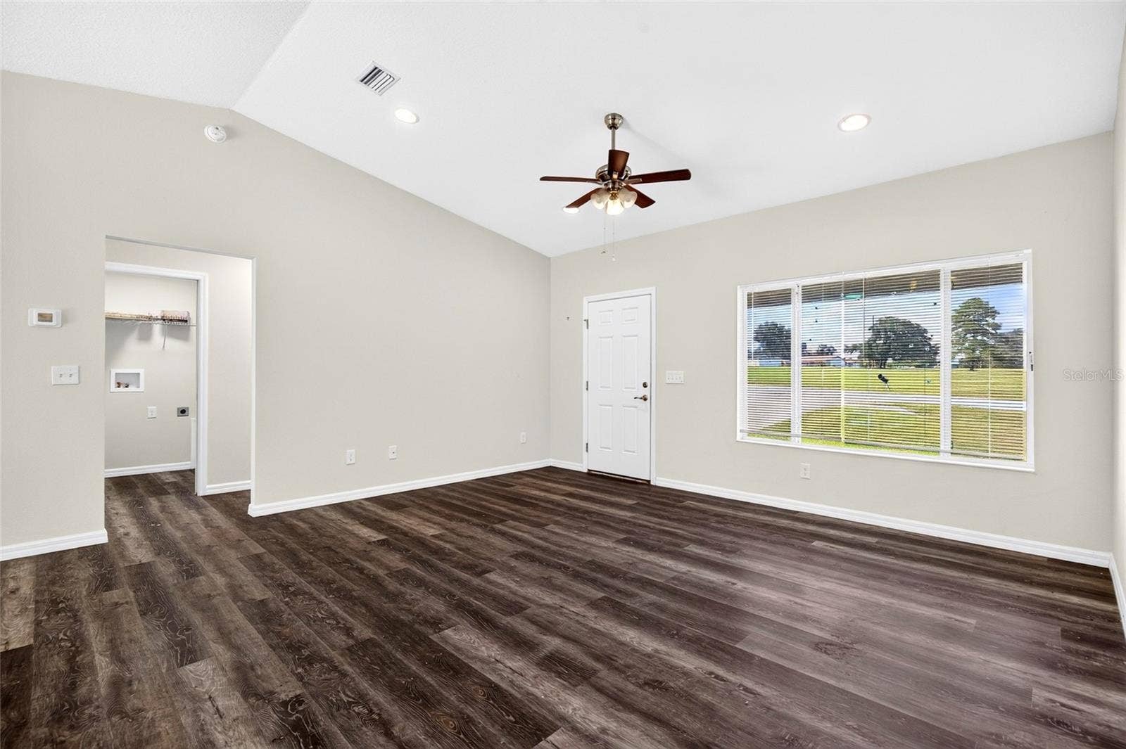 296 OAK LANE TRACK, Ocala, FL 34472 296 OAK LANE TRACK, Ocala, FL 34472