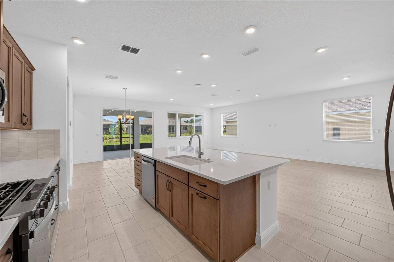 10359 SW 107TH AVENUE, Ocala, FL 34481 10359 SW 107TH AVENUE, Ocala, FL 34481