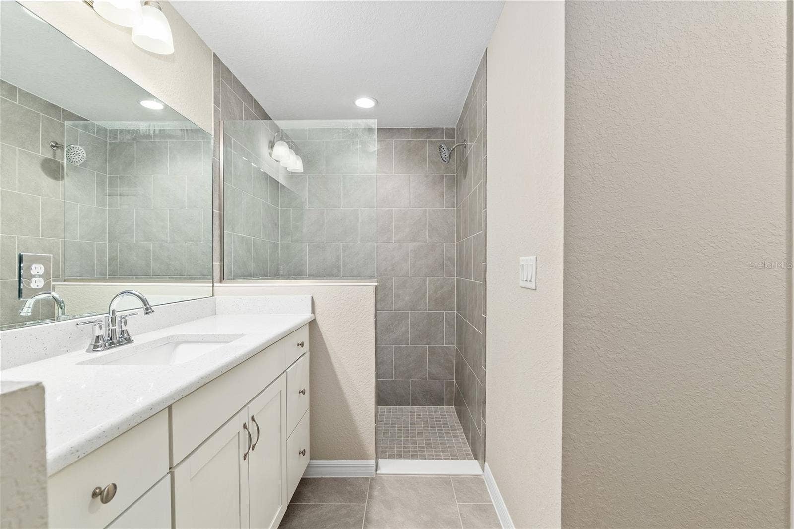 7736 N MANVILLE ROAD, Citrus Springs, FL 34434