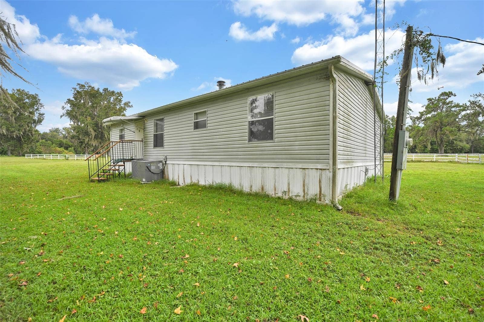 19566 NW 123RD COURT, Micanopy, FL 32667 19566 NW 123RD COURT, Micanopy, FL 32667