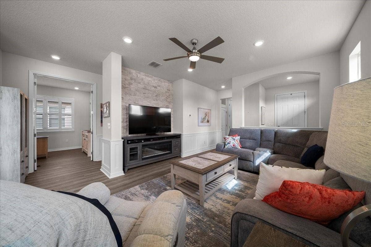 9640 SW 63RD LOOP, Ocala, FL 34481