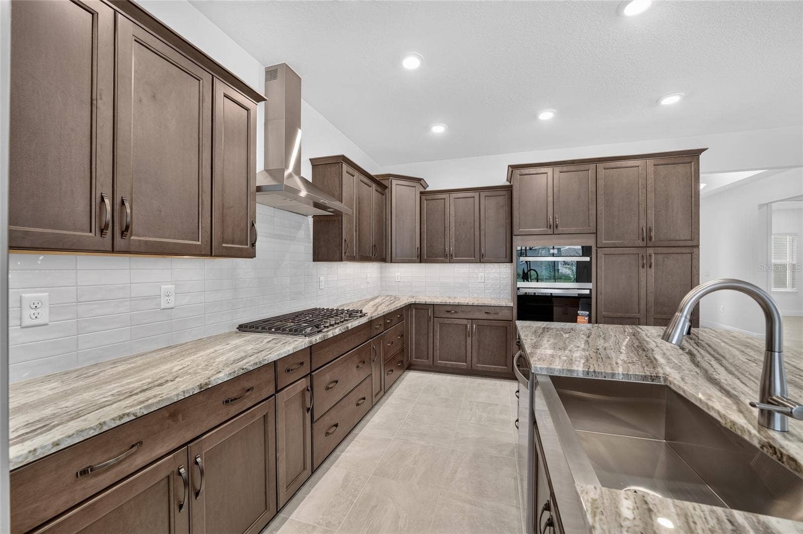 10193 SW 84TH STREET ROAD, Ocala, FL 34481