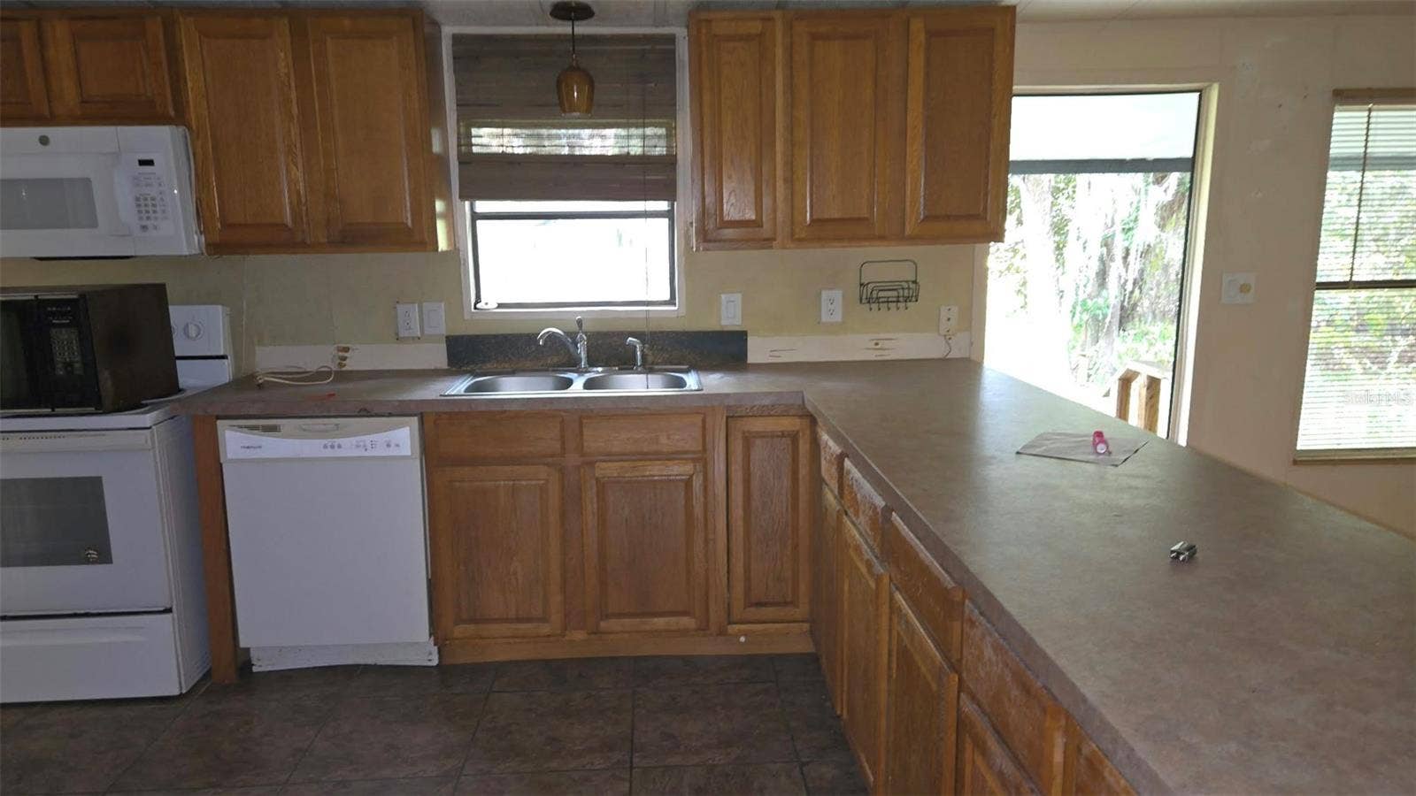18007 SE 90TH STREET, Ocklawaha, FL 32179 18007 SE 90TH STREET, Ocklawaha, FL 32179