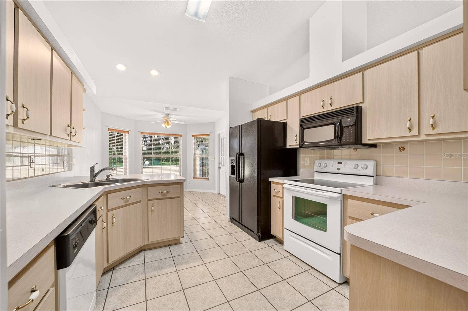 20191 SW MARINE BOULEVARD, Dunnellon, FL 34431 20191 SW MARINE BOULEVARD, Dunnellon, FL 34431