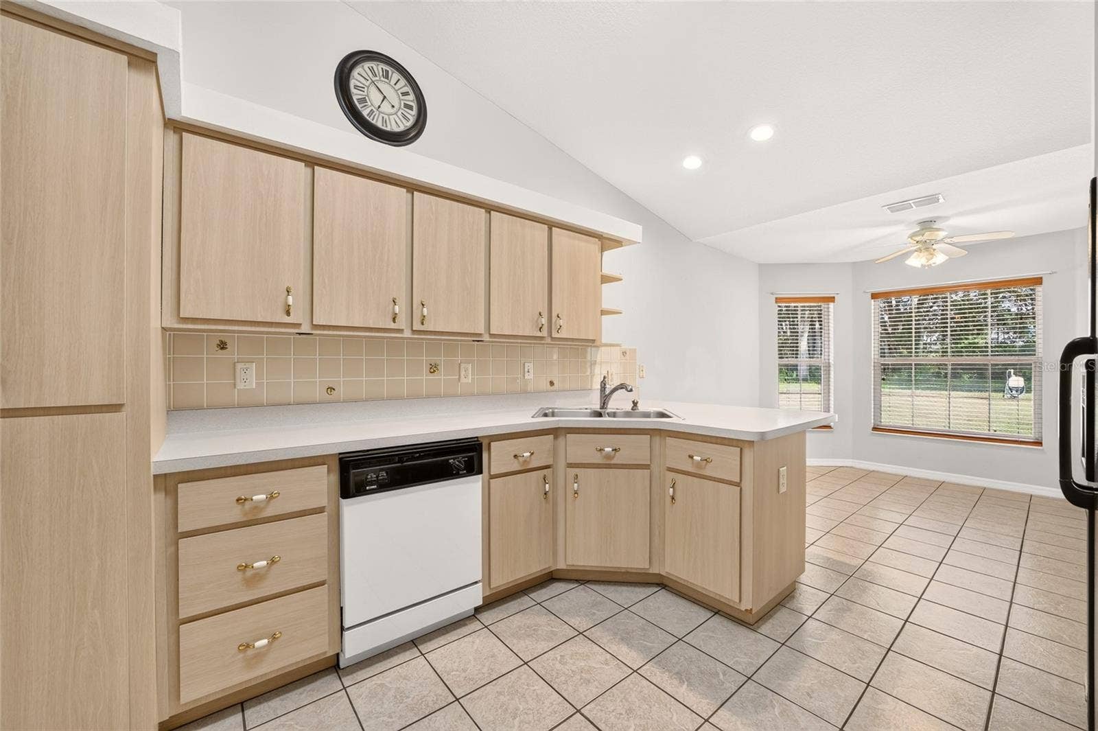 20191 SW MARINE BOULEVARD, Dunnellon, FL 34431 20191 SW MARINE BOULEVARD, Dunnellon, FL 34431