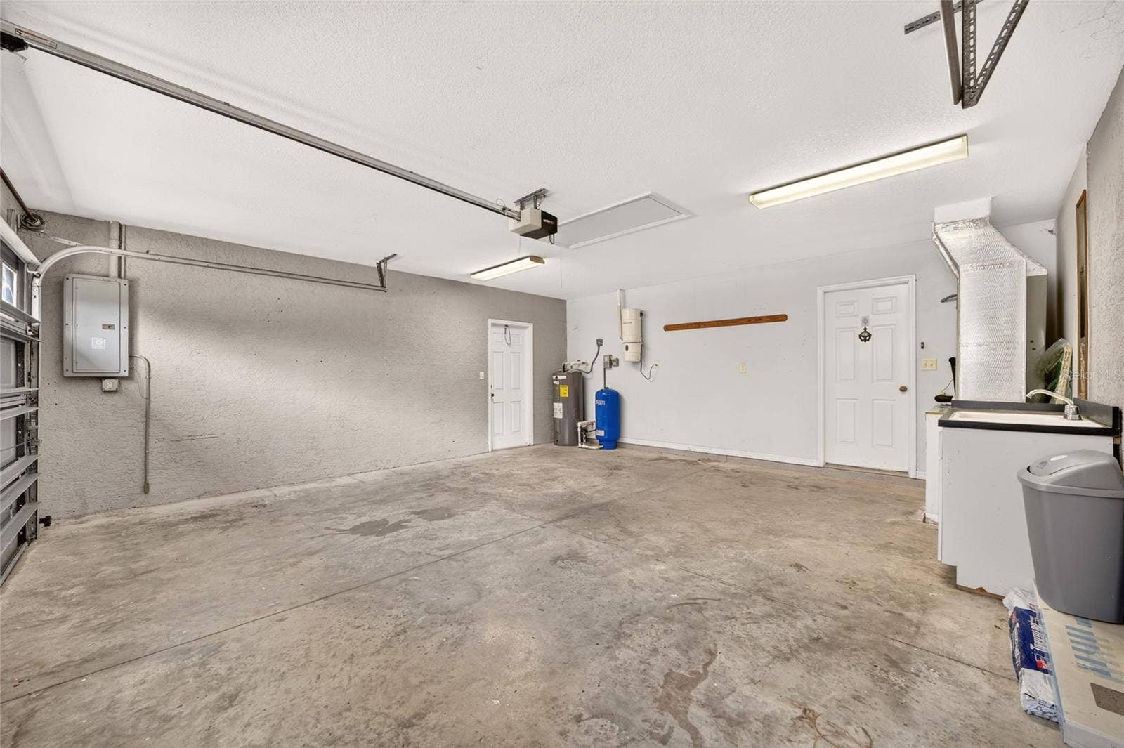 20191 SW MARINE BOULEVARD, Dunnellon, FL 34431 20191 SW MARINE BOULEVARD, Dunnellon, FL 34431