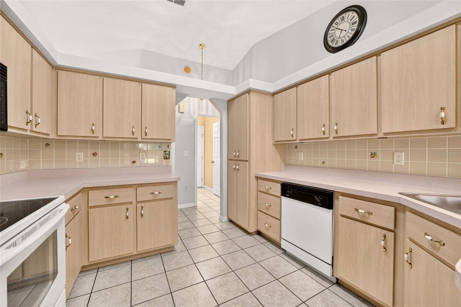 20191 SW MARINE BOULEVARD, Dunnellon, FL 34431 20191 SW MARINE BOULEVARD, Dunnellon, FL 34431