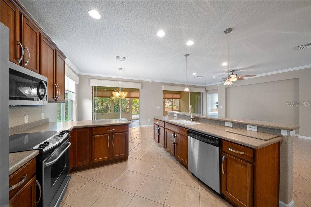 6456 SW 92ND CIRCLE, Ocala, FL 34481