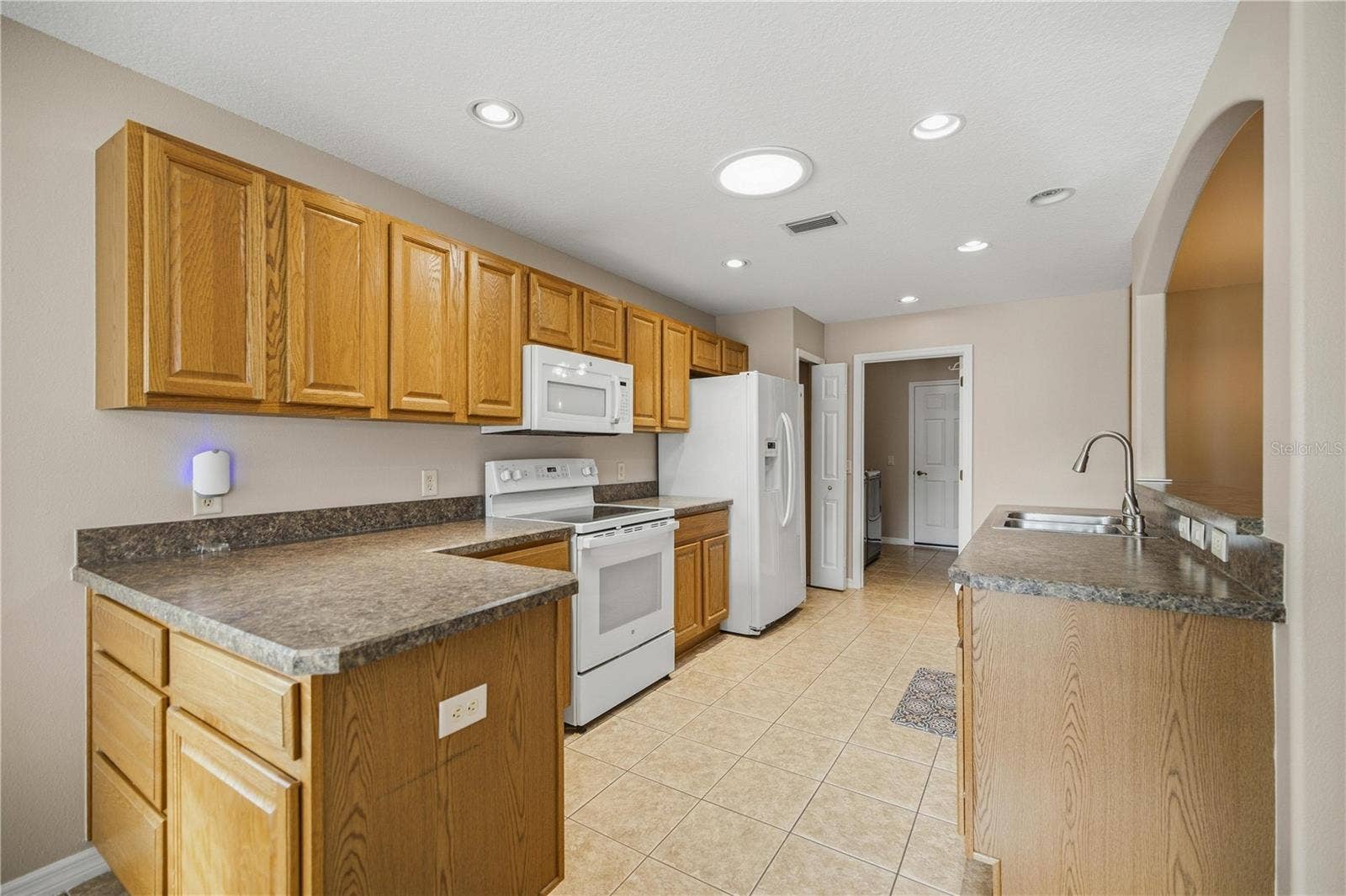 15673 SW 11TH TERRACE ROAD, Ocala, FL 34473 15673 SW 11TH TERRACE ROAD, Ocala, FL 34473