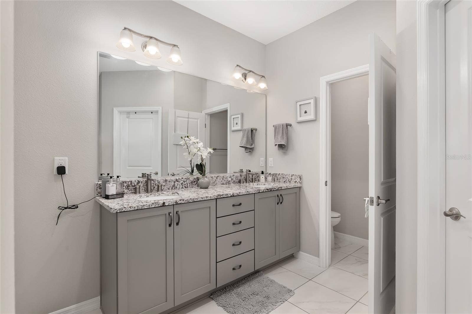 5247 NW 34TH STREET, Ocala, FL 34482 PRIMARY BATHROOM