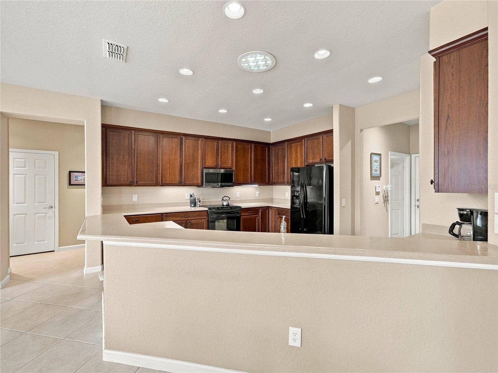 9426 SW 71ST LOOP, Ocala, FL 34481 9426 SW 71ST LOOP, Ocala, FL 34481