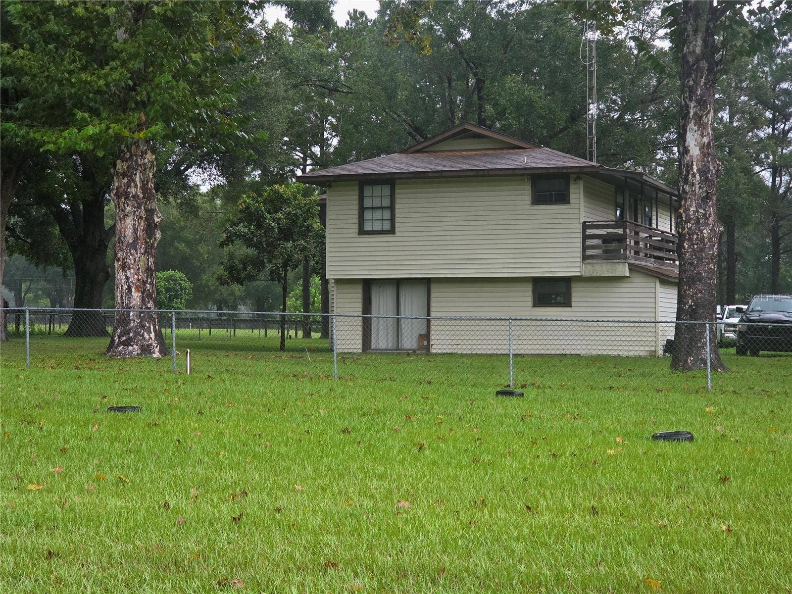 950 W HIGHWAY 316, Citra, FL 32113 2 story house with deck on North and South sides