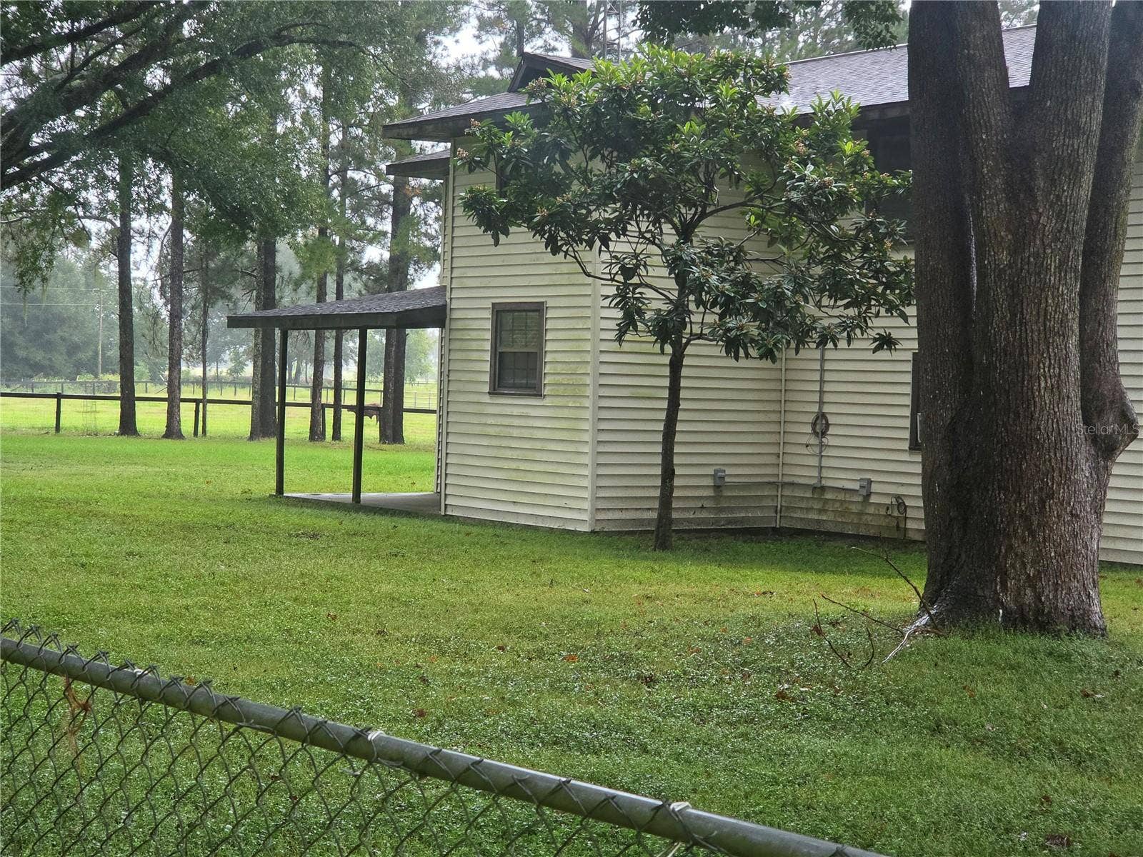 950 W HIGHWAY 316, Citra, FL 32113 North side of house