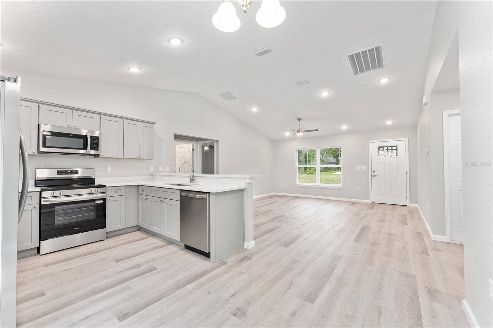 10374 SE 126TH LANE, Belleview, FL 34420 10374 SE 126TH LANE, Belleview, FL 34420