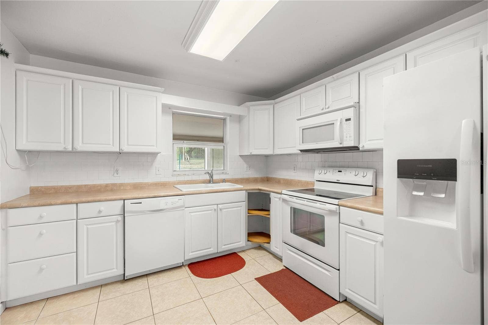 7910 SW 202ND COURT, Dunnellon, FL 34431 VIRTUALLY UNSTAGED