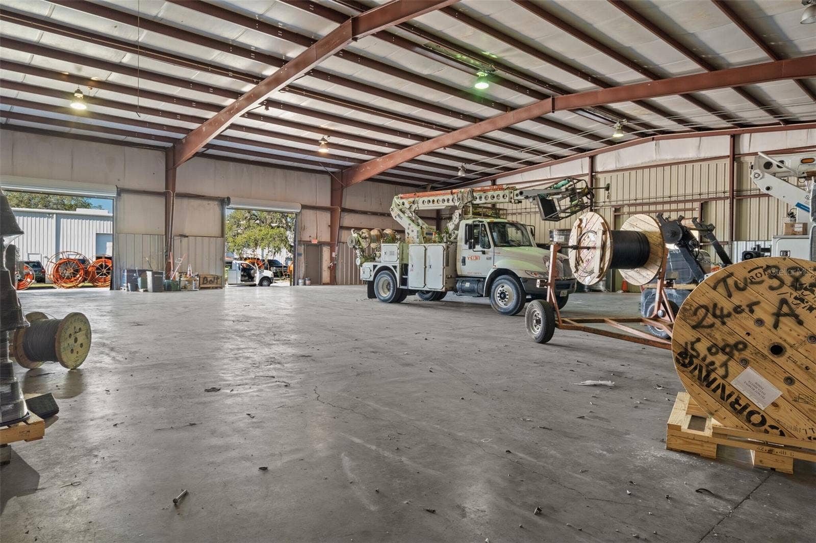 7362 W INDUSTRIAL LANE, Homosassa, FL 34448