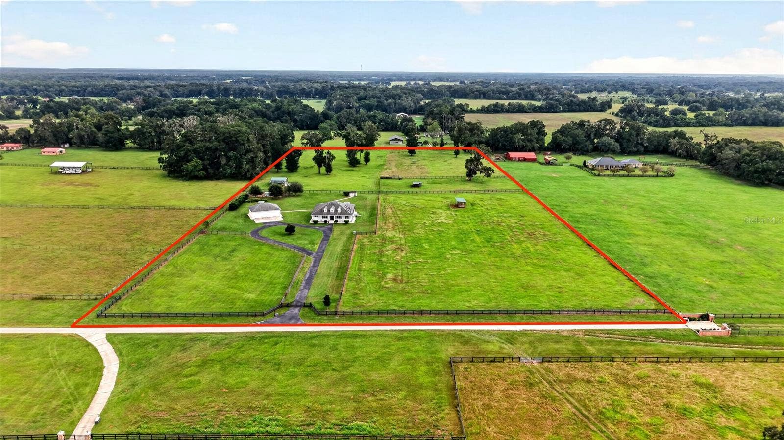 2556 NE 120TH STREET, Anthony, FL 32617 13.58 acres with mature pasture.