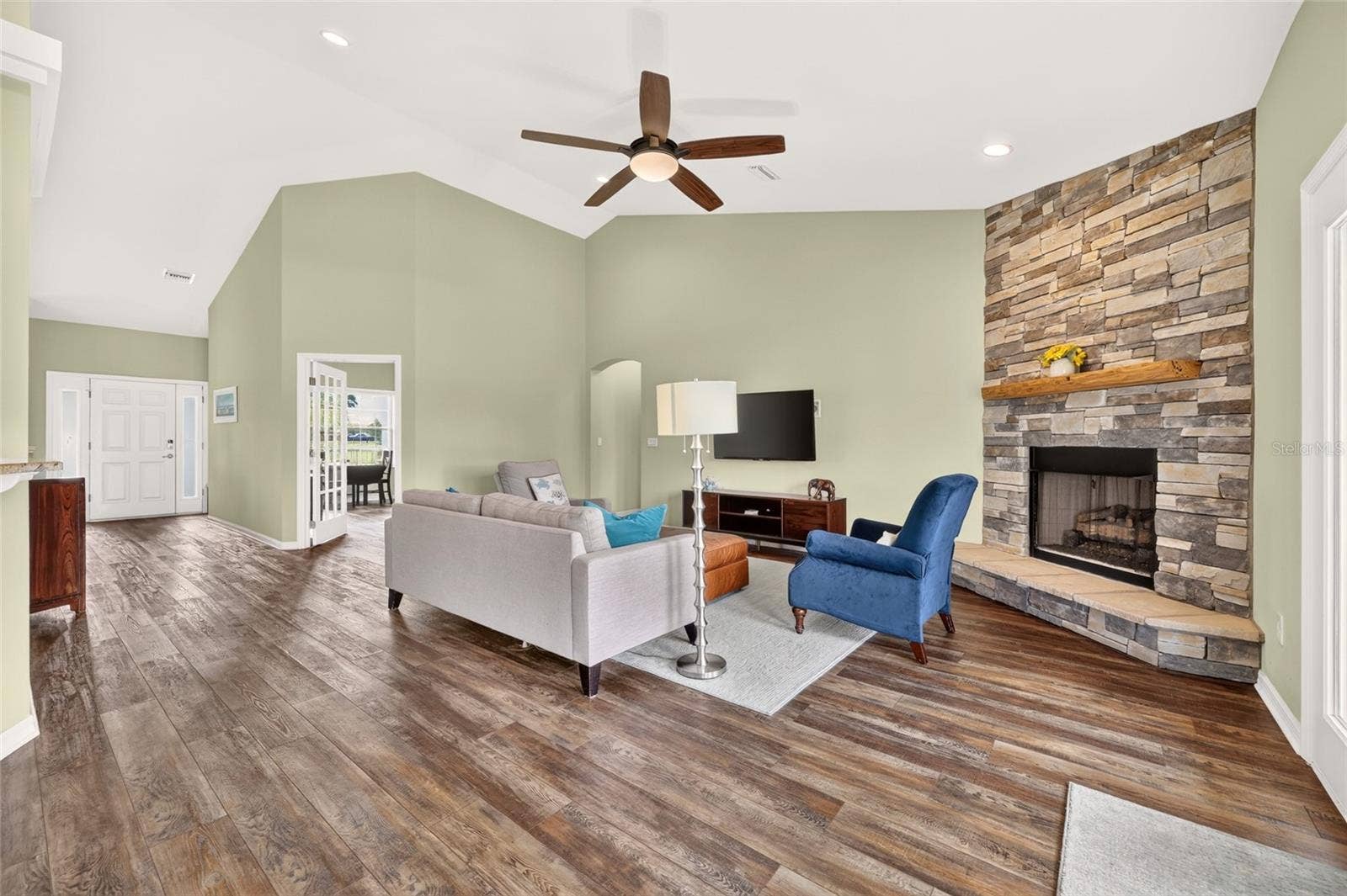 2556 NE 120TH STREET, Anthony, FL 32617 Gas Fireplace.