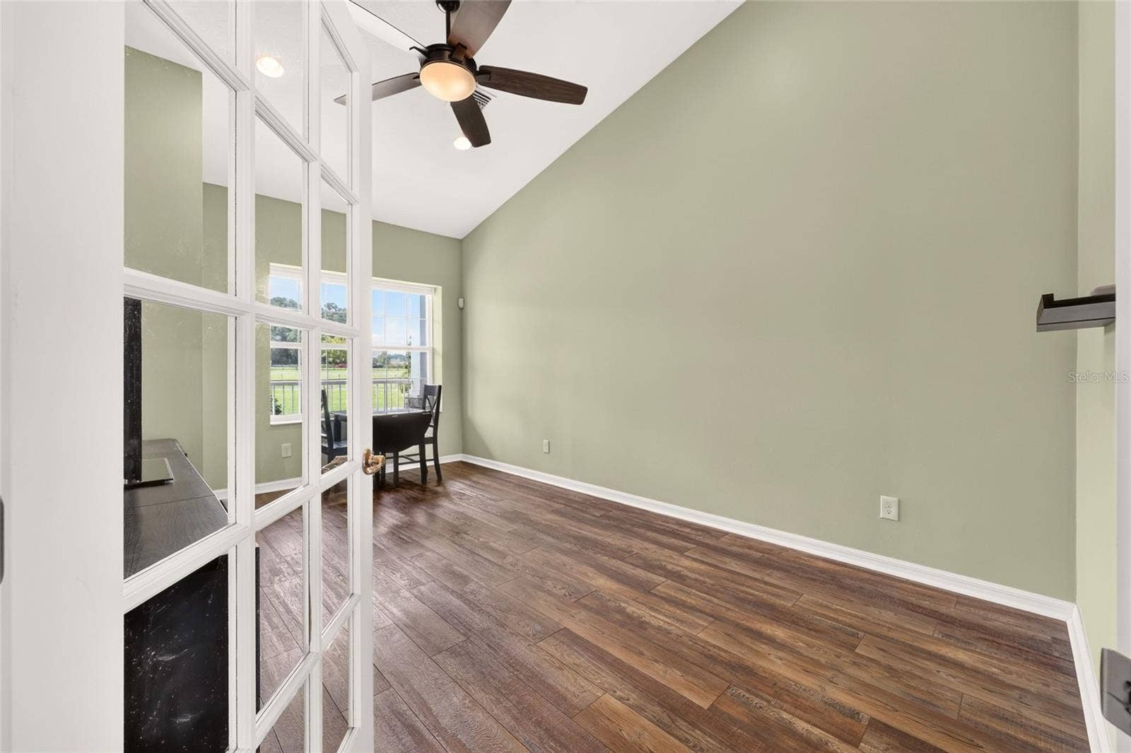 2556 NE 120TH STREET, Anthony, FL 32617 Large Office / Den with View of West Pastures.