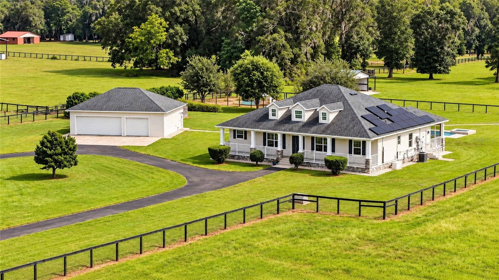 2556 NE 120TH STREET, Anthony, FL 32617 In addition to a whole house generator the home has Tesla Solar System with Powerwall Battery Storage. System is Owned Outright.