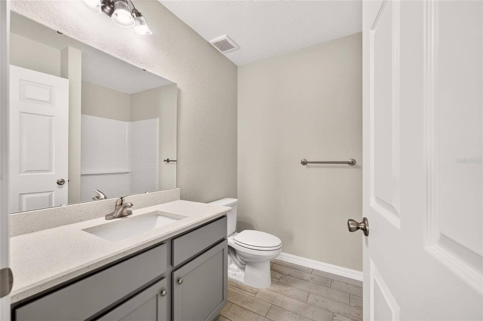 251 OAK CIRCLE, Ocala, FL 34472 251 OAK CIRCLE, Ocala, FL 34472