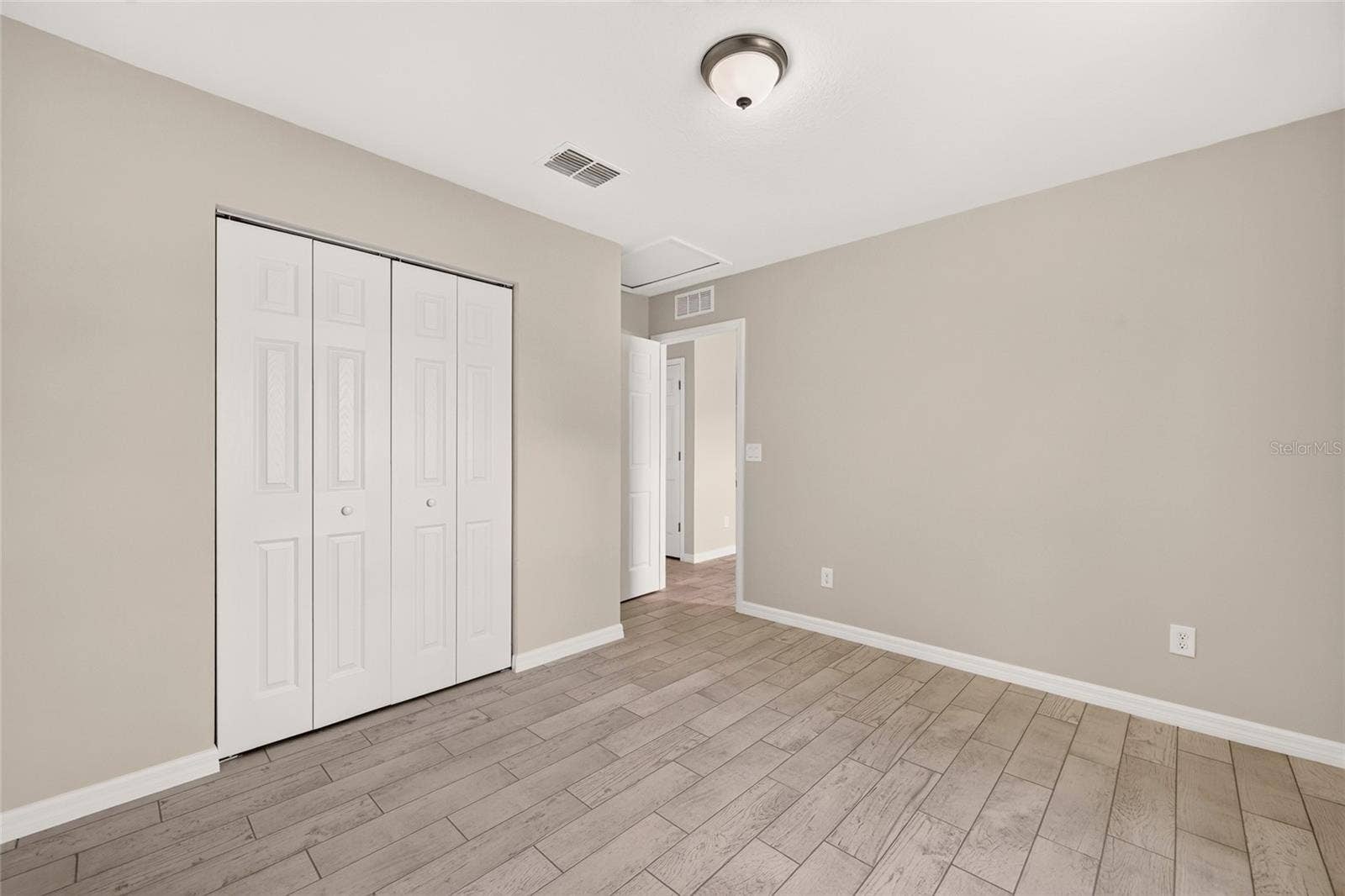 251 OAK CIRCLE, Ocala, FL 34472 251 OAK CIRCLE, Ocala, FL 34472
