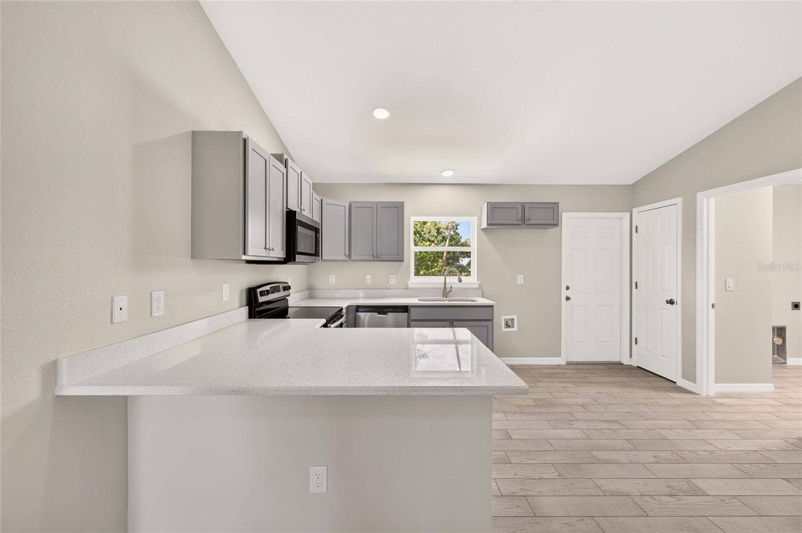 251 OAK CIRCLE, Ocala, FL 34472 251 OAK CIRCLE, Ocala, FL 34472