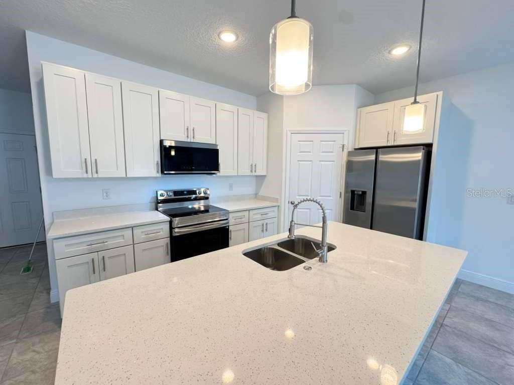 15792 SW 37TH CIRCLE, Ocala, FL 34473