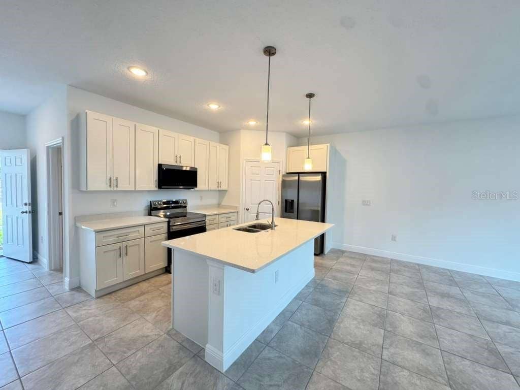 15792 SW 37TH CIRCLE, Ocala, FL 34473