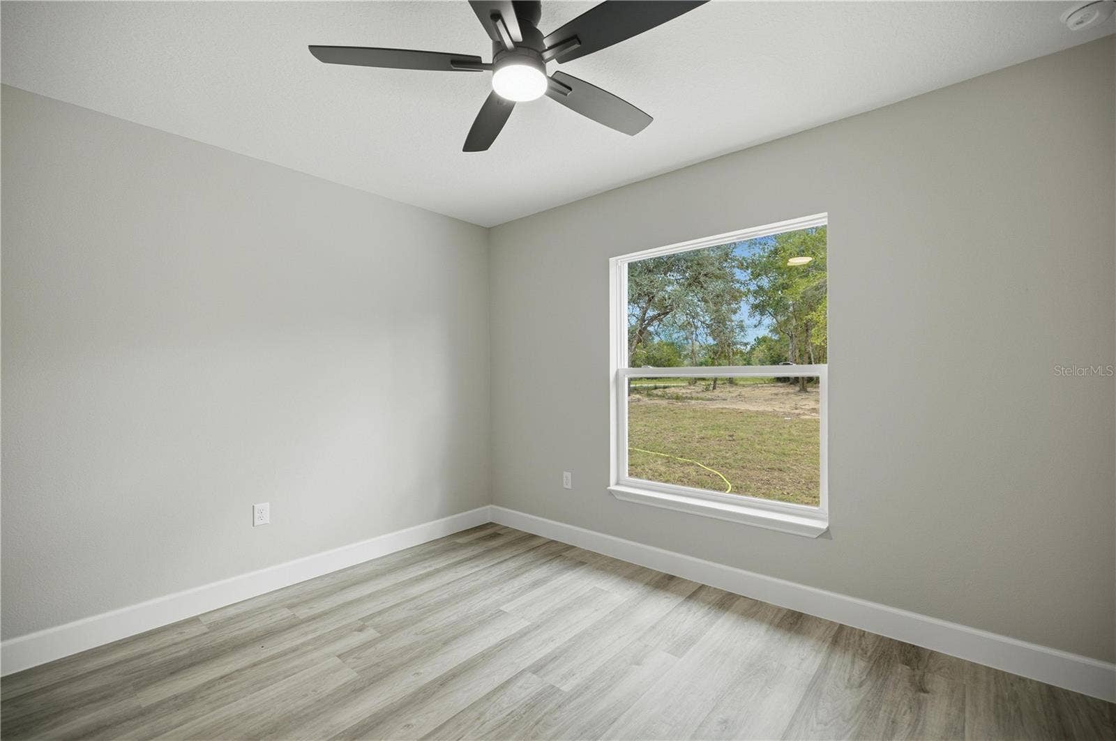 22010 SW BEACH BOULEVARD, Dunnellon, FL 34431