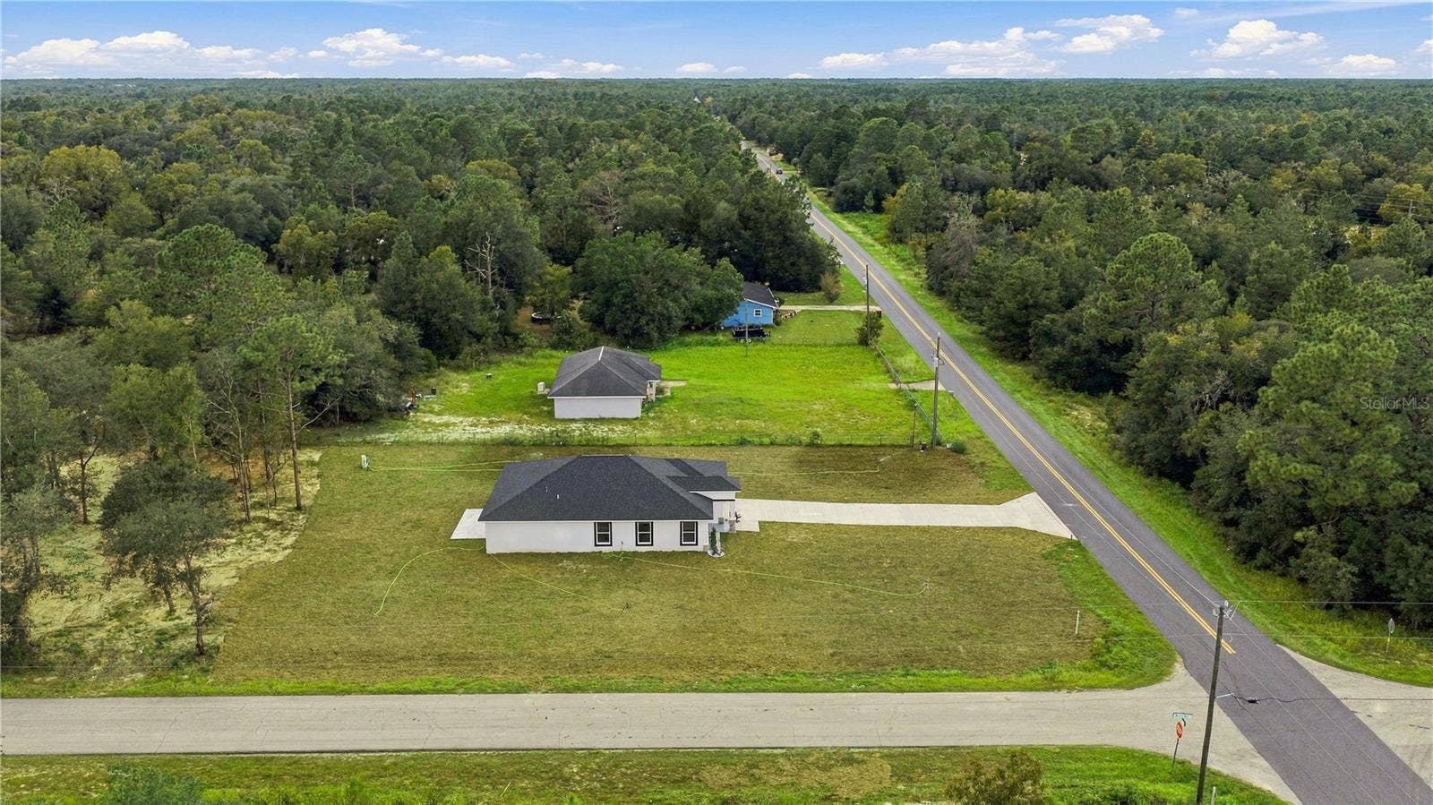 22010 SW BEACH BOULEVARD, Dunnellon, FL 34431